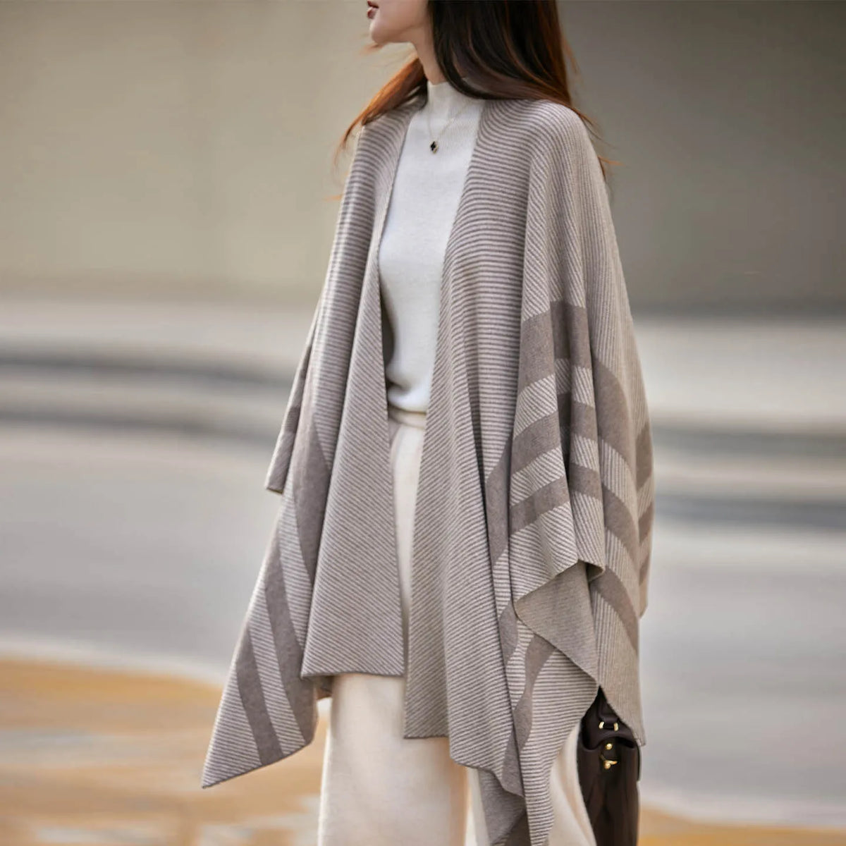 Poncho en laine femme élégant