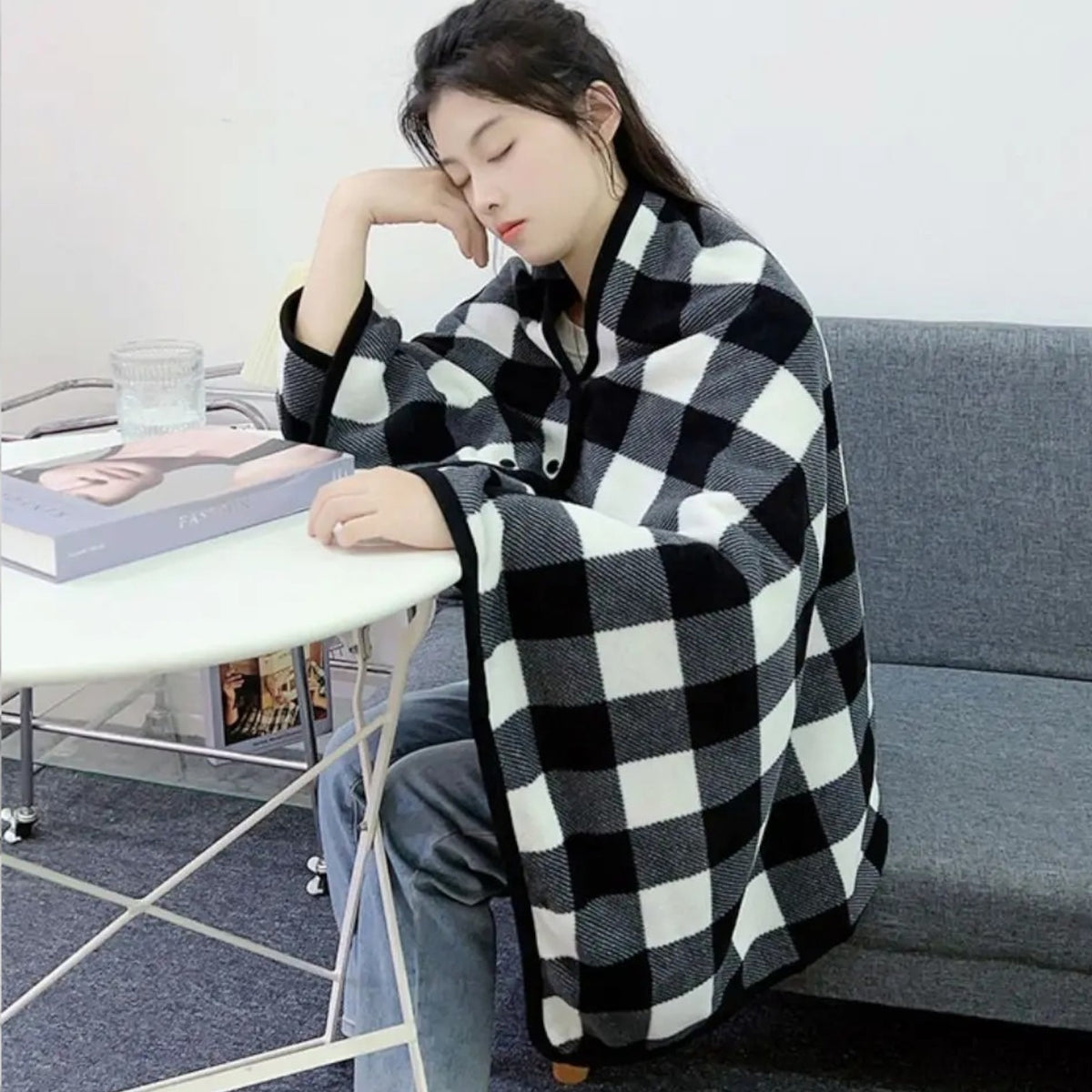 Poncho polaire femme noir et blanc