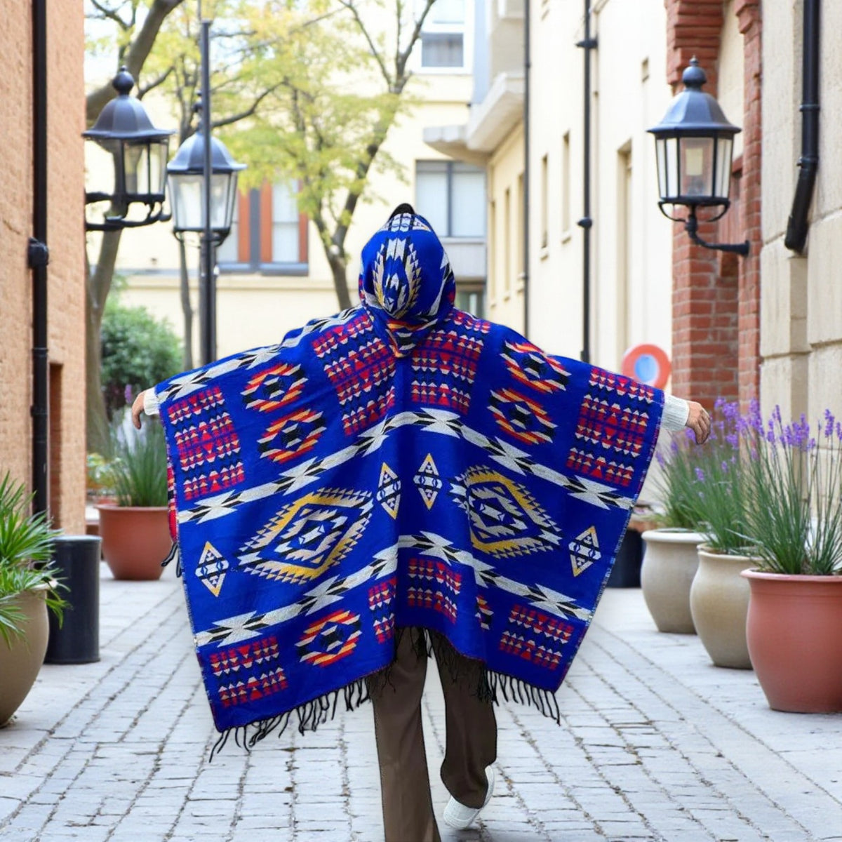 Poncho chaud homme géométrique coloré