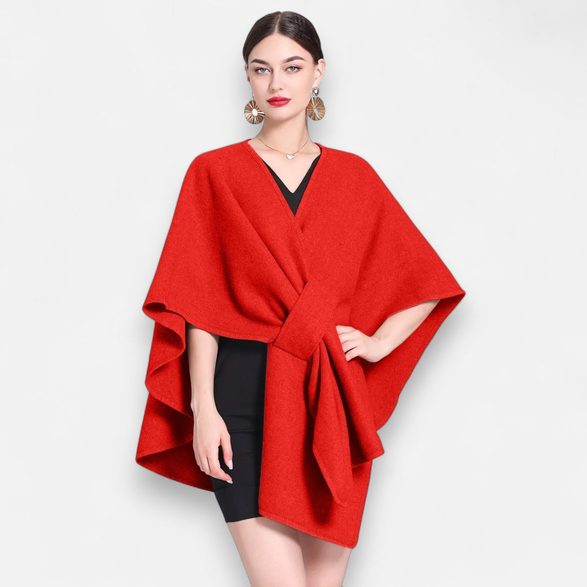 Poncho en laine femme ceinturé chic