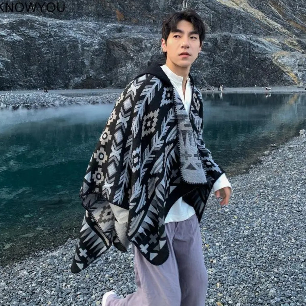 Poncho chaud homme style bohème