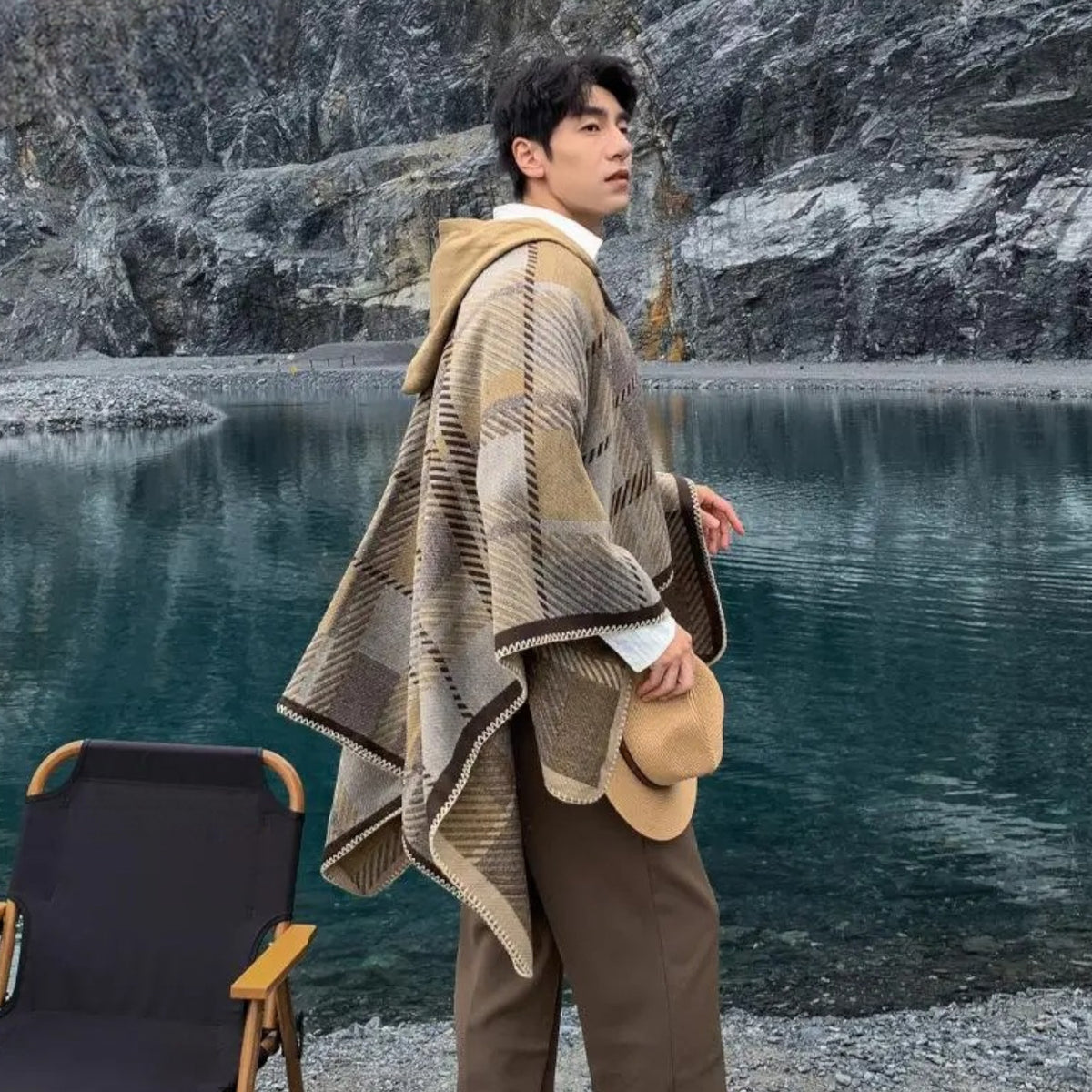 Poncho chaud homme raffiné