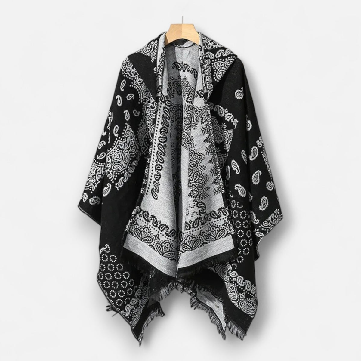 Poncho chaud homme design oriental